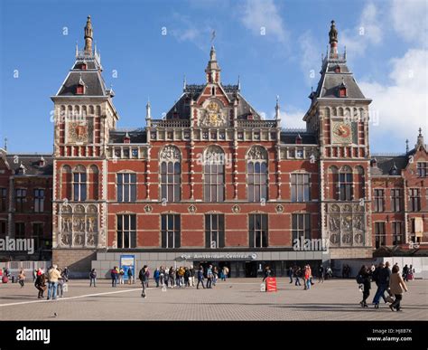 where is central amsterdam|Amsterdam Centraal .